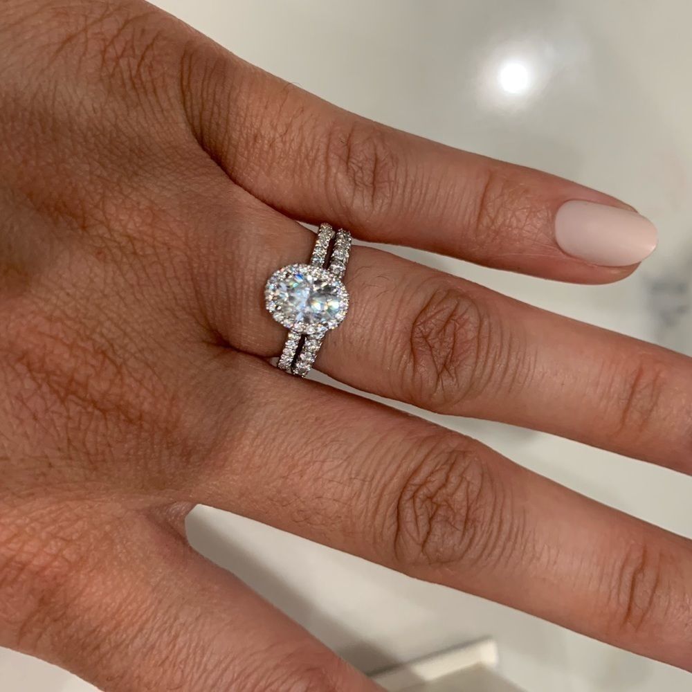 ♦️Rare oval halo moissanite diamond bridal ring♦️ - Picture 4 of 16